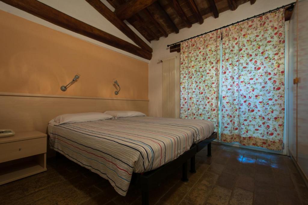 Massa Vecchia Hotel 2*