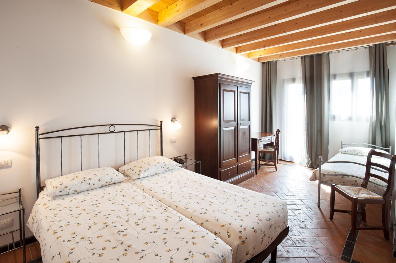 Massa Vecchia Hotel